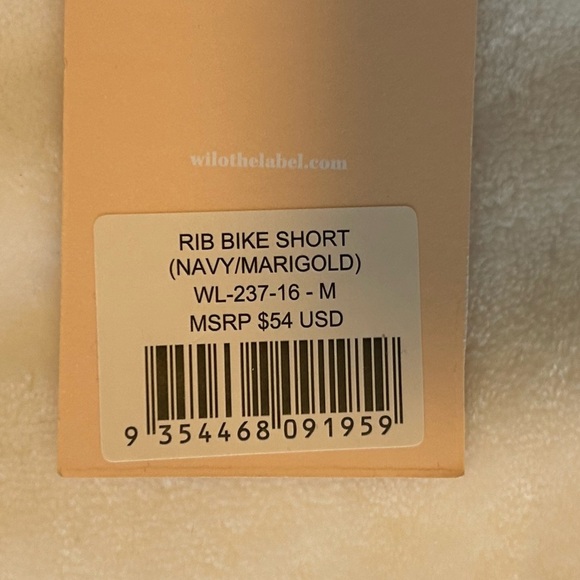 Wilo NWT navy and Marigold Rib bike shorts size M - Picture 5 of 7